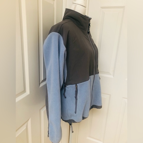 Women’s Long Sleeve Blue & Gray Fleece North Face Zip Front Jacket & Pockets. - Picture 2 of 9